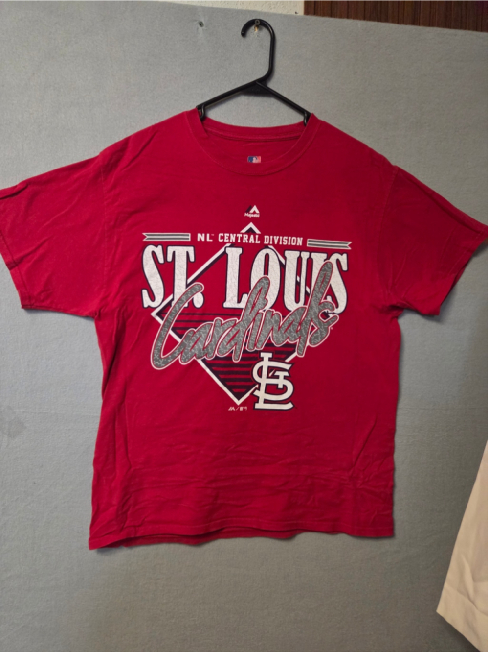 Men's Majestic St. Louis Cardinals T-Shirt, Size L, Red and White